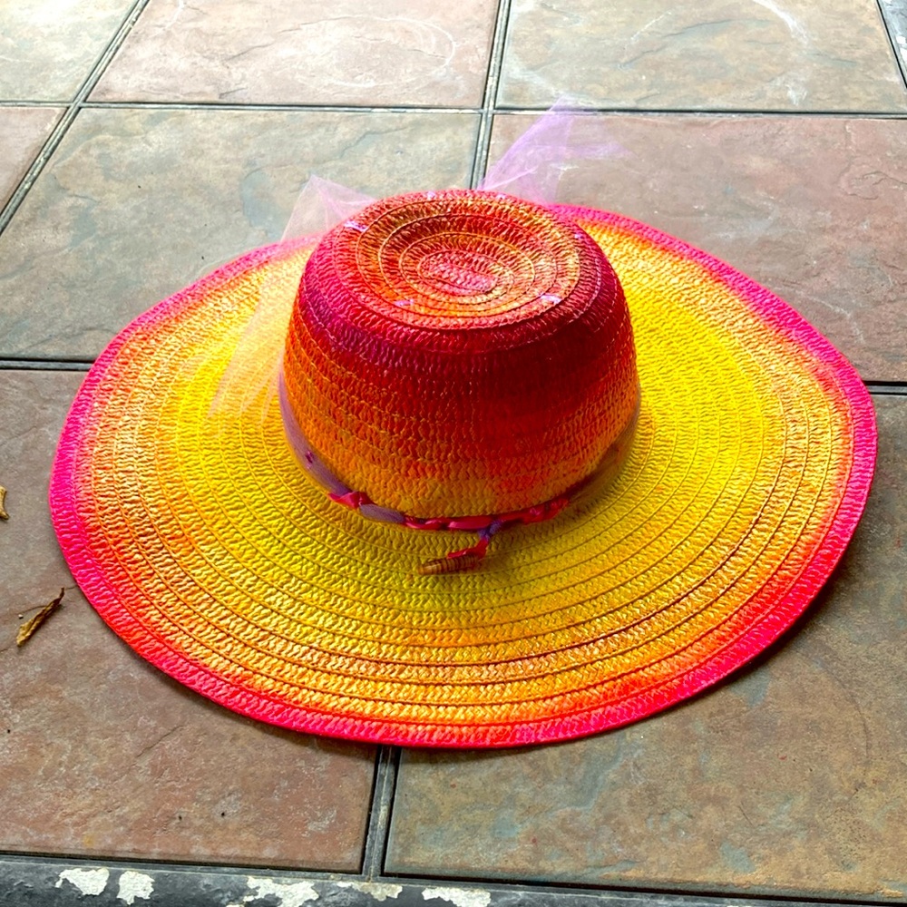 Glo-Painted, Woven Hat